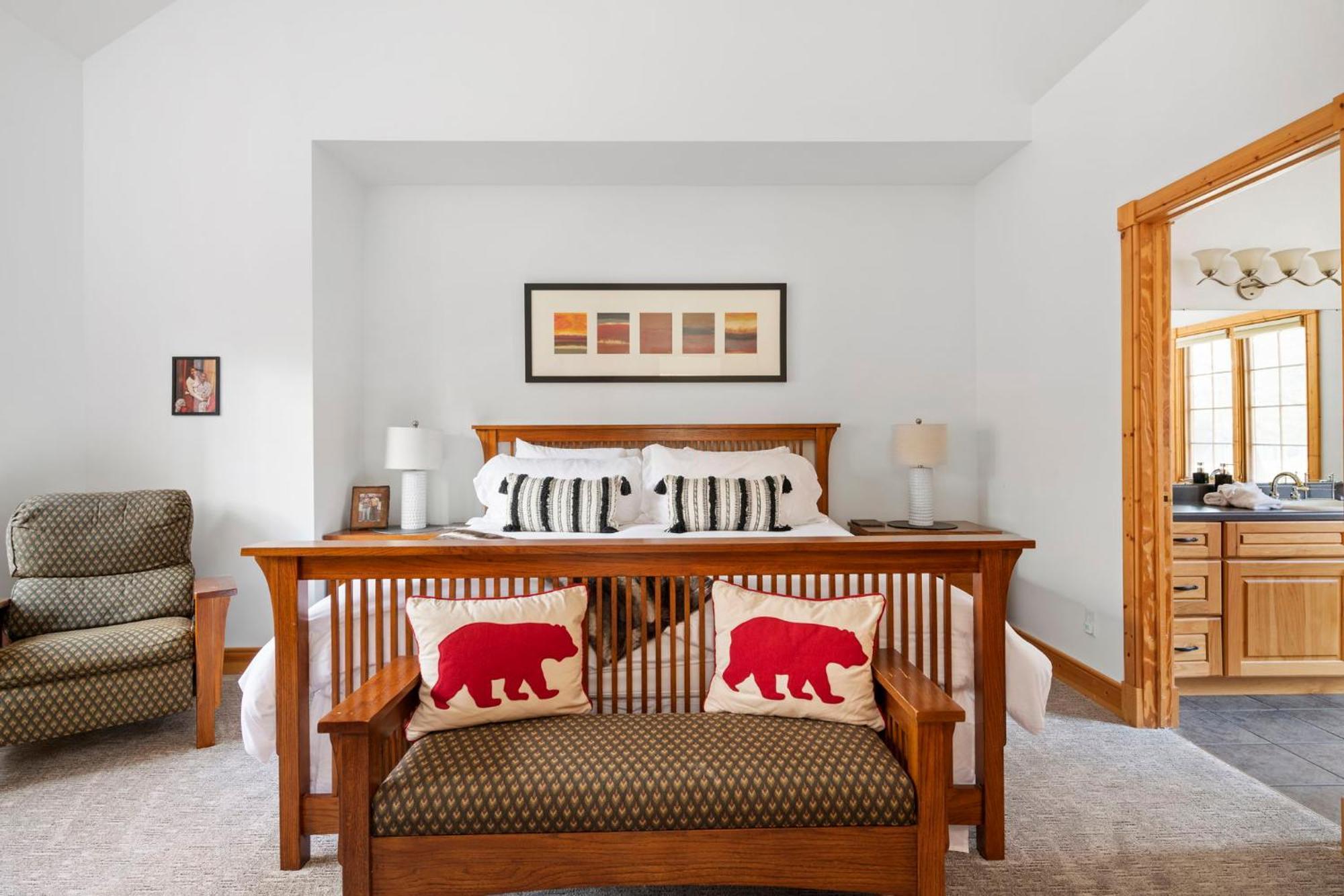 The Lodge, 'North Woods' Style, Boutique Galena Getaway! エクステリア 写真