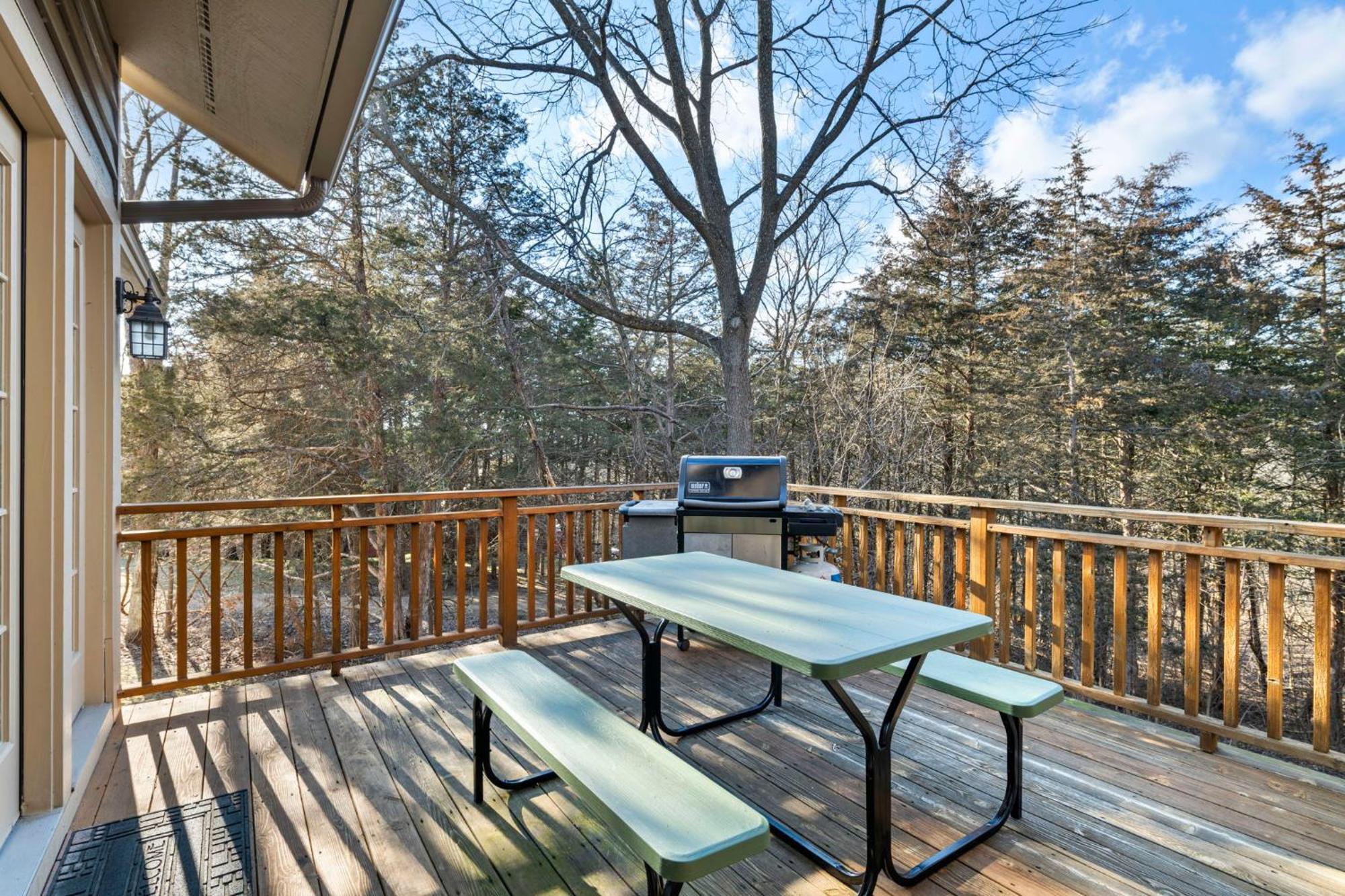 The Lodge, 'North Woods' Style, Boutique Galena Getaway! エクステリア 写真