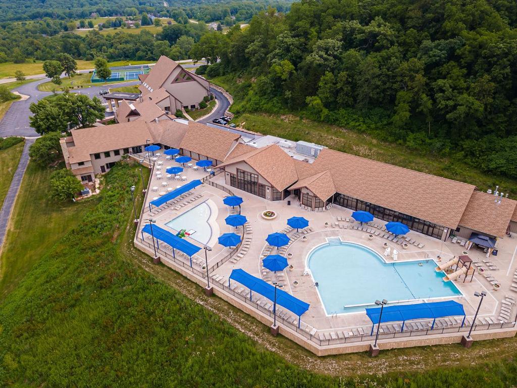The Lodge, 'North Woods' Style, Boutique Galena Getaway! エクステリア 写真